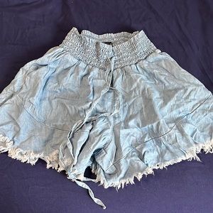 cinch waist shorts